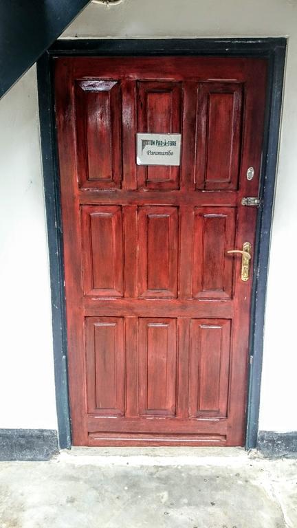 Guesthouse Un Pied-A-Terre Paramaribo Exterior foto